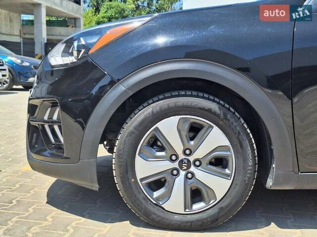Черный Киа Niro, объемом двигателя 1.58 л и пробегом 112 тыс. км за 19700 $, фото 11 на Automoto.ua