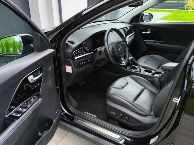 Киа Niro 2021 в Киеве на Automoto.ua Черный Киа Niro, объемом двигателя 1.5 л и пробегом 43 тыс. км за 15000 $, фото 13 на Automoto.ua