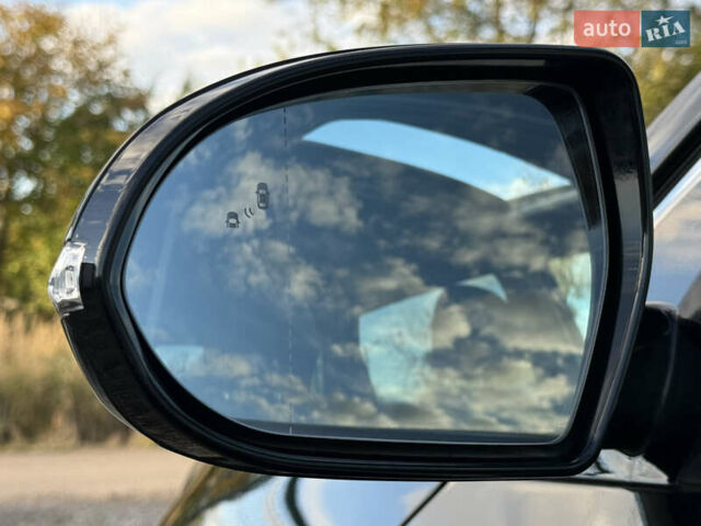 Чорний Кіа Niro, об'ємом двигуна 0 л та пробігом 88 тис. км за 24900 $, фото 28 на Automoto.ua