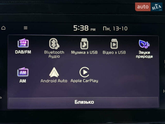Чорний Кіа Niro, об'ємом двигуна 0 л та пробігом 88 тис. км за 24900 $, фото 88 на Automoto.ua