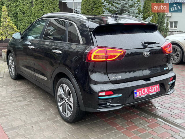 Черный Киа Niro, объемом двигателя 0 л и пробегом 117 тыс. км за 19200 $, фото 8 на Automoto.ua