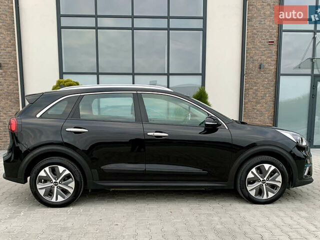 Черный Киа Niro, объемом двигателя 0 л и пробегом 94 тыс. км за 17900 $, фото 29 на Automoto.ua