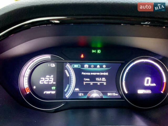 Черный Киа Niro, объемом двигателя 0 л и пробегом 94 тыс. км за 17900 $, фото 93 на Automoto.ua