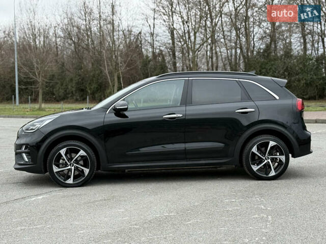 Чорний Кіа Niro, об'ємом двигуна 0 л та пробігом 71 тис. км за 22400 $, фото 2 на Automoto.ua