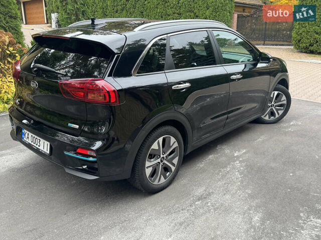Киа Niro 2021 в Киеве на Automoto.ua Черный Киа Niro, объемом двигателя 0 л и пробегом 128 тыс. км за 20800 $, фото 4 на Automoto.ua