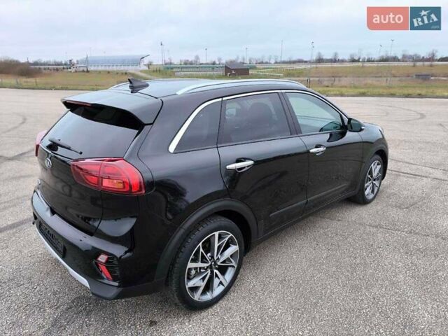 Черный Киа Niro, объемом двигателя 1.6 л и пробегом 78 тыс. км за 16100 $, фото 8 на Automoto.ua