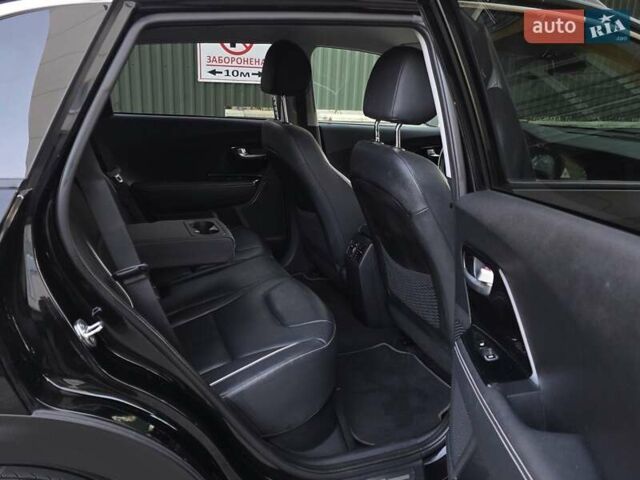Чорний Кіа Niro, об'ємом двигуна 0 л та пробігом 141 тис. км за 18999 $, фото 33 на Automoto.ua