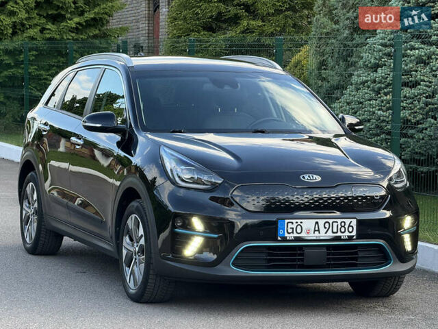 Черный Киа Niro, объемом двигателя 0 л и пробегом 82 тыс. км за 19300 $, фото 20 на Automoto.ua