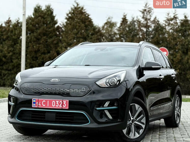 Черный Киа Niro, объемом двигателя 0 л и пробегом 80 тыс. км за 19650 $, фото 98 на Automoto.ua