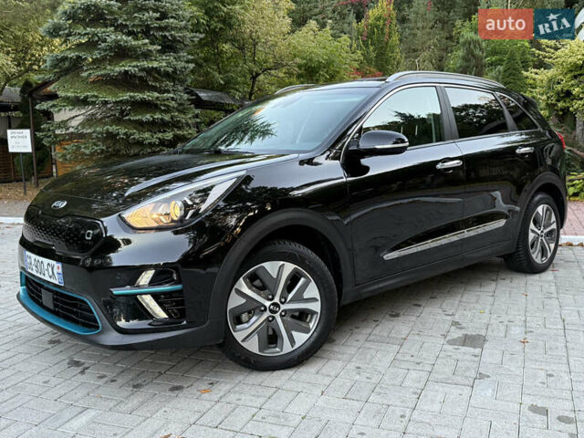 Черный Киа Niro, объемом двигателя 0 л и пробегом 123 тыс. км за 18199 $, фото 13 на Automoto.ua