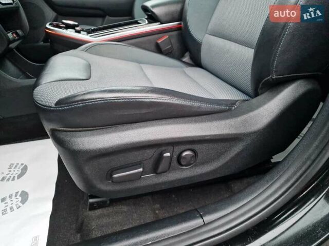 Черный Киа Niro, объемом двигателя 0 л и пробегом 65 тыс. км за 20800 $, фото 22 на Automoto.ua