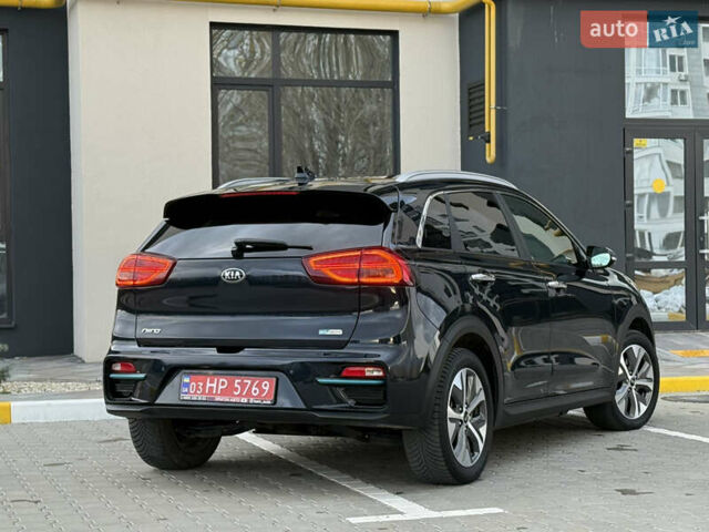 Черный Киа Niro, объемом двигателя 0 л и пробегом 109 тыс. км за 19900 $, фото 2 на Automoto.ua