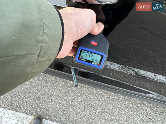 Чорний Кіа Niro, об'ємом двигуна 0 л та пробігом 155 тис. км за 20300 $, фото 66 на Automoto.ua