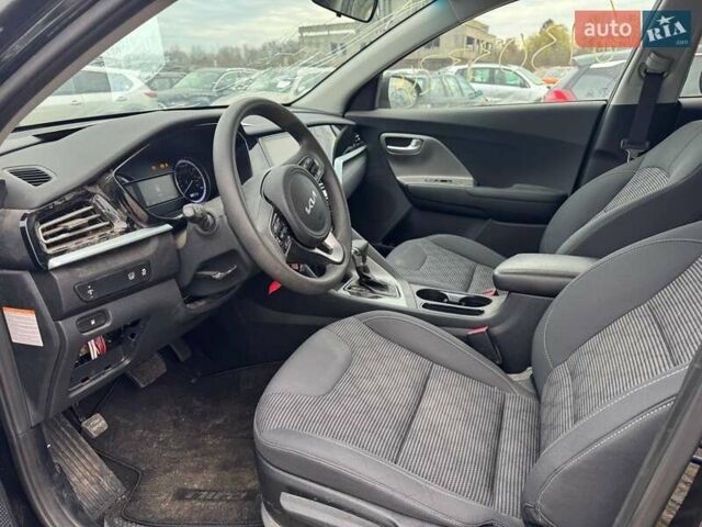 Черный Киа Niro, объемом двигателя 1.6 л и пробегом 61 тыс. км за 14900 $, фото 11 на Automoto.ua
