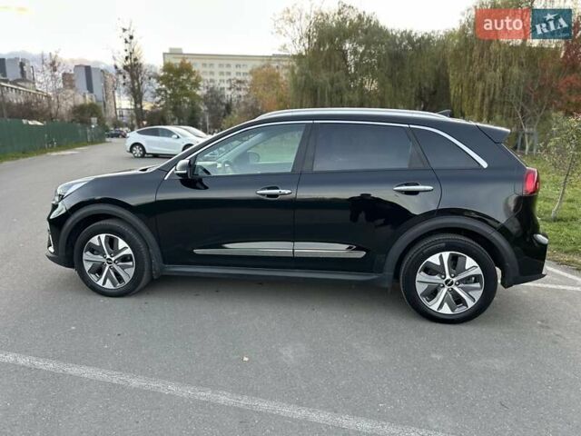 Черный Киа Niro, объемом двигателя 0 л и пробегом 121 тыс. км за 18999 $, фото 11 на Automoto.ua