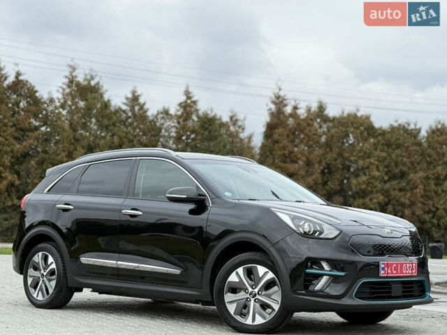 Черный Киа Niro, объемом двигателя 0 л и пробегом 80 тыс. км за 19650 $, фото 134 на Automoto.ua