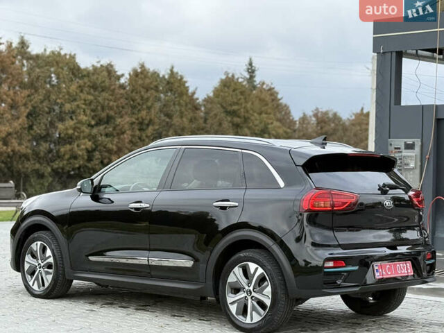 Черный Киа Niro, объемом двигателя 0 л и пробегом 80 тыс. км за 19650 $, фото 179 на Automoto.ua