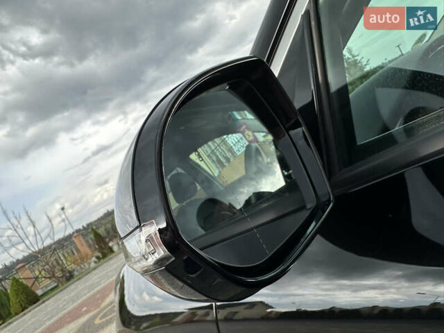 Чорний Кіа Niro, об'ємом двигуна 0 л та пробігом 51 тис. км за 21500 $, фото 24 на Automoto.ua