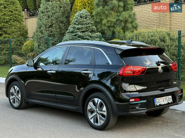 Черный Киа Niro, объемом двигателя 0 л и пробегом 82 тыс. км за 19300 $, фото 27 на Automoto.ua