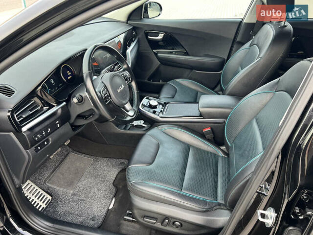 Черный Киа Niro, объемом двигателя 0 л и пробегом 135 тыс. км за 19500 $, фото 16 на Automoto.ua