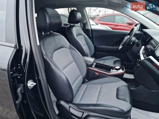 Черный Киа Niro, объемом двигателя 0 л и пробегом 65 тыс. км за 20800 $, фото 47 на Automoto.ua