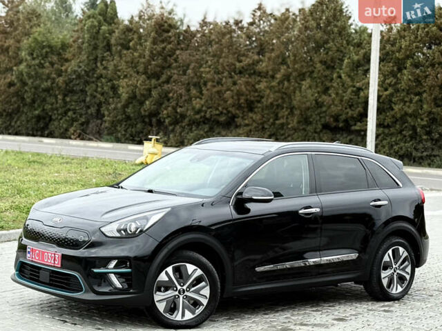 Черный Киа Niro, объемом двигателя 0 л и пробегом 80 тыс. км за 19890 $, фото 101 на Automoto.ua