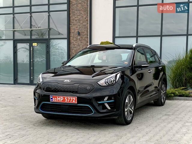 Черный Киа Niro, объемом двигателя 0 л и пробегом 94 тыс. км за 17900 $, фото 8 на Automoto.ua