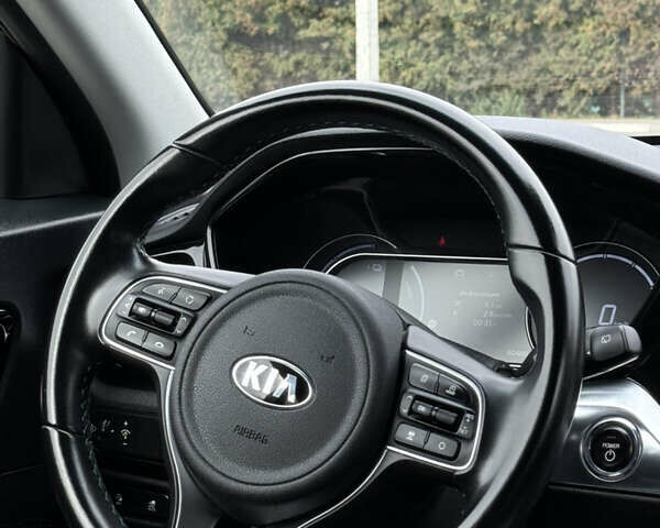 Черный Киа Niro, объемом двигателя 0 л и пробегом 80 тыс. км за 19890 $, фото 25 на Automoto.ua