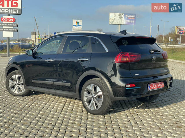 Черный Киа Niro, объемом двигателя 0 л и пробегом 61 тыс. км за 22999 $, фото 13 на Automoto.ua