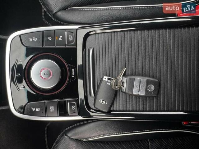 Черный Киа Niro, объемом двигателя 0 л и пробегом 150 тыс. км за 19800 $, фото 49 на Automoto.ua