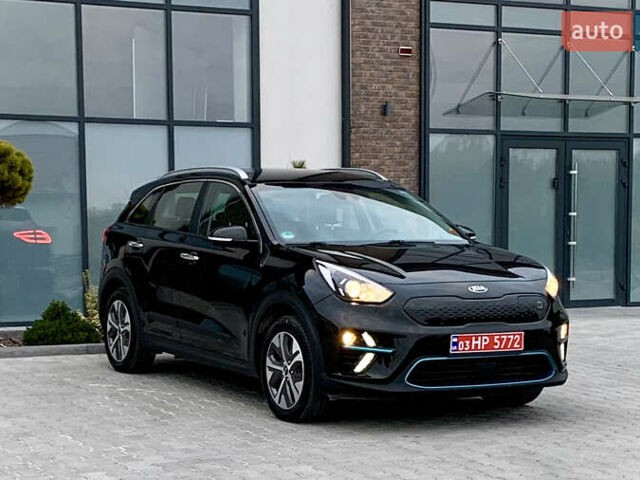 Черный Киа Niro, объемом двигателя 0 л и пробегом 94 тыс. км за 17900 $, фото 78 на Automoto.ua