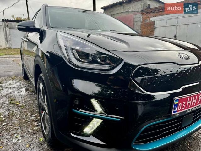 Черный Киа Niro, объемом двигателя 0 л и пробегом 150 тыс. км за 19800 $, фото 1 на Automoto.ua