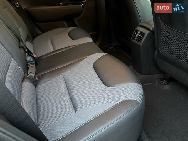 Чорний Кіа Niro, об'ємом двигуна 0 л та пробігом 123 тис. км за 17899 $, фото 40 на Automoto.ua