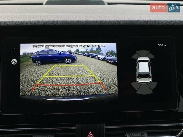 Черный Киа Niro, объемом двигателя 0 л и пробегом 96 тыс. км за 20600 $, фото 8 на Automoto.ua