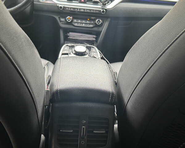 Киа Niro 2021 в Киеве на Automoto.ua Черный Киа Niro, объемом двигателя 0 л и пробегом 128 тыс. км за 20800 $, фото 18 на Automoto.ua