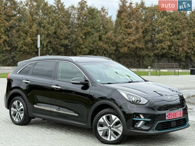 Черный Киа Niro, объемом двигателя 0 л и пробегом 80 тыс. км за 19890 $, фото 126 на Automoto.ua