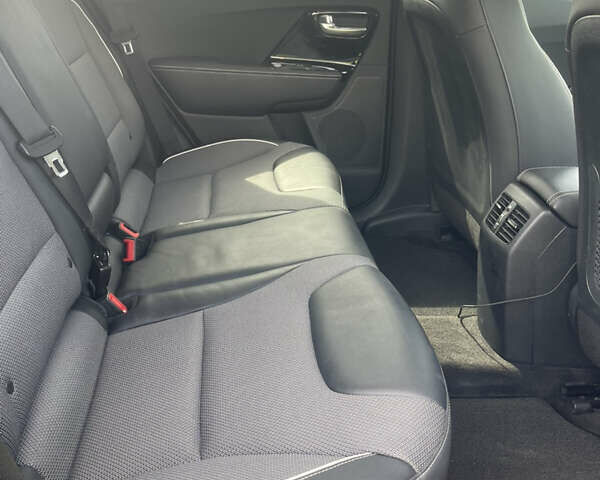 Чорний Кіа Niro, об'ємом двигуна 0 л та пробігом 12 тис. км за 19900 $, фото 21 на Automoto.ua