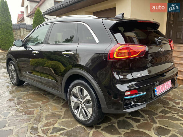 Черный Киа Niro, объемом двигателя 0 л и пробегом 80 тыс. км за 21899 $, фото 14 на Automoto.ua