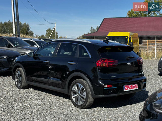 Черный Киа Niro, объемом двигателя 0 л и пробегом 59 тыс. км за 23900 $, фото 5 на Automoto.ua