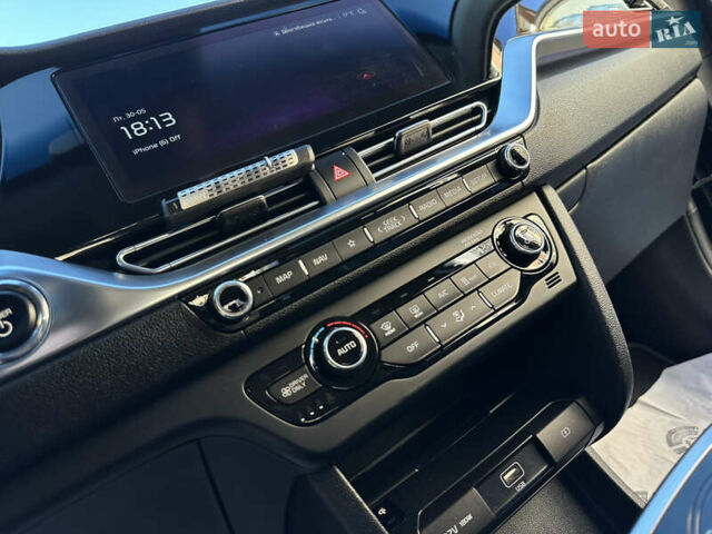 Черный Киа Niro, объемом двигателя 0 л и пробегом 127 тыс. км за 19750 $, фото 45 на Automoto.ua