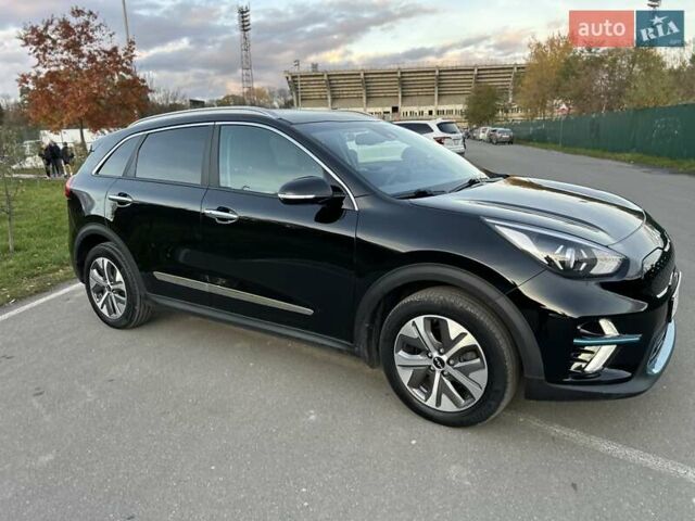 Черный Киа Niro, объемом двигателя 0 л и пробегом 121 тыс. км за 18999 $, фото 23 на Automoto.ua