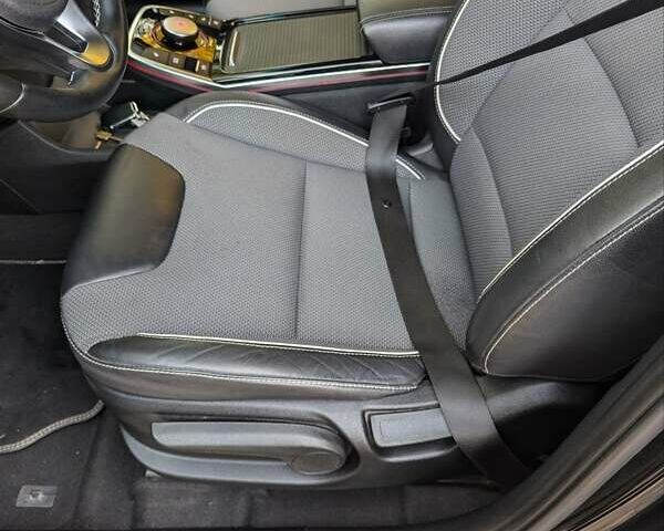 Киа Niro 2021 в Житомире на Automoto.ua Черный Киа Niro, объемом двигателя 0 л и пробегом 162 тыс. км за 19150 $, фото 14 на Automoto.ua