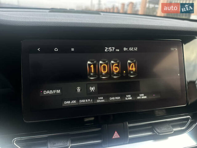 Черный Киа Niro, объемом двигателя 0 л и пробегом 117 тыс. км за 18870 $, фото 21 на Automoto.ua