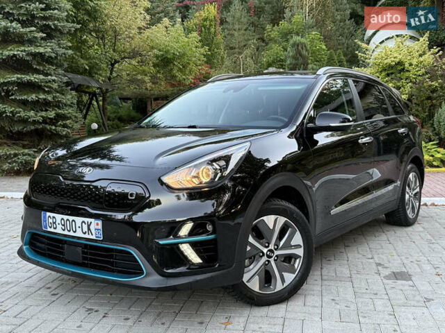 Чорний Кіа Niro, об'ємом двигуна 0 л та пробігом 123 тис. км за 17899 $, фото 13 на Automoto.ua