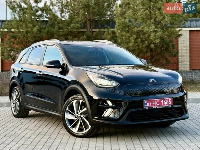 Черный Киа Niro, объемом двигателя 0 л и пробегом 89 тыс. км за 19350 $, фото 6 на Automoto.ua