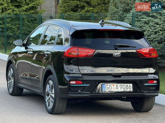 Черный Киа Niro, объемом двигателя 0 л и пробегом 82 тыс. км за 19300 $, фото 26 на Automoto.ua