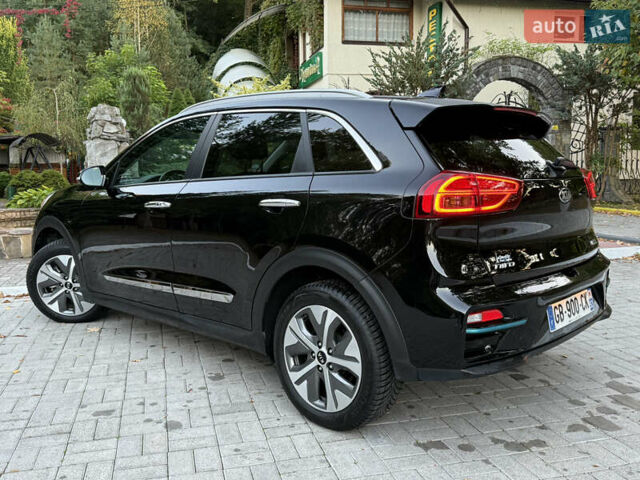 Черный Киа Niro, объемом двигателя 0 л и пробегом 123 тыс. км за 18199 $, фото 18 на Automoto.ua