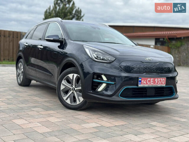 Черный Киа Niro, объемом двигателя 0 л и пробегом 96 тыс. км за 20999 $, фото 8 на Automoto.ua