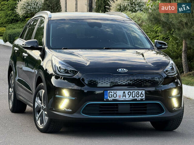 Черный Киа Niro, объемом двигателя 0 л и пробегом 82 тыс. км за 19300 $, фото 139 на Automoto.ua