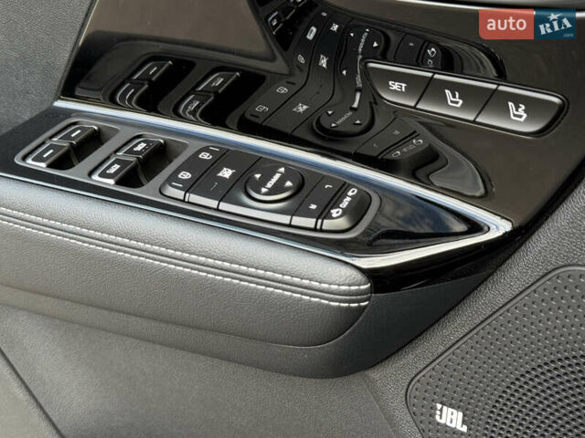 Черный Киа Niro, объемом двигателя 0 л и пробегом 82 тыс. км за 19300 $, фото 65 на Automoto.ua